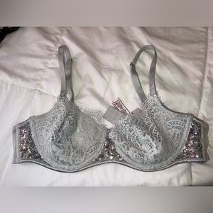 Victoria's Secret Gray Lace Underwire Bra